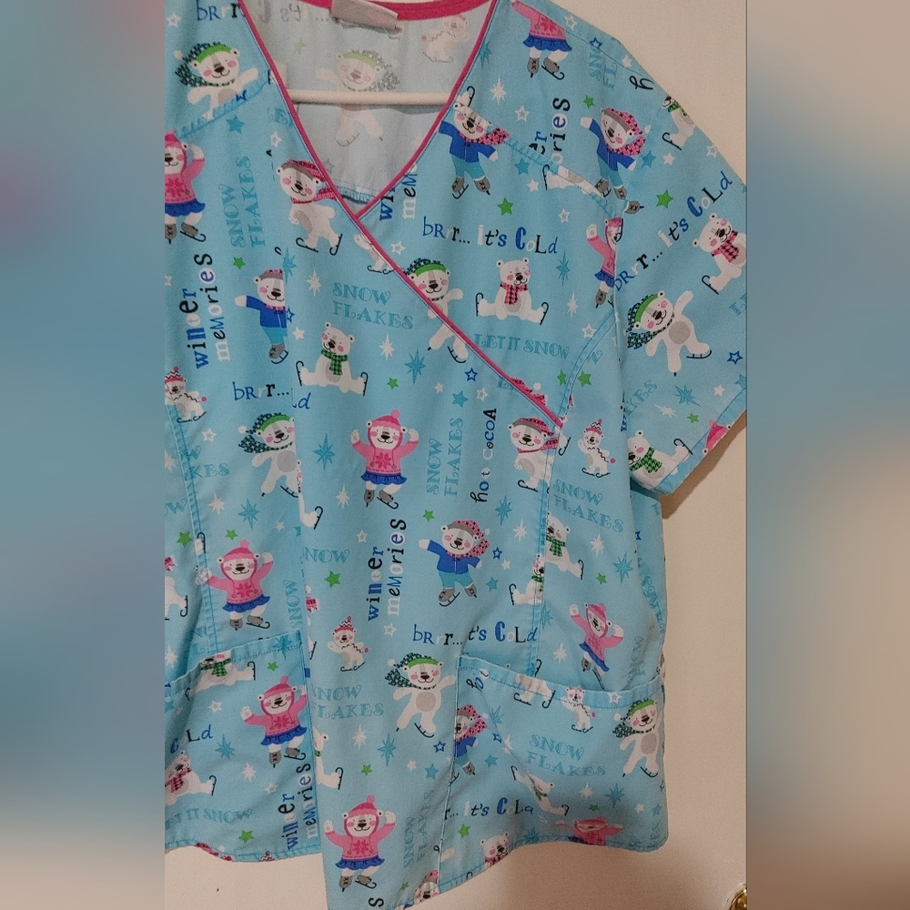 Scrub Top - Picture 2 of 4